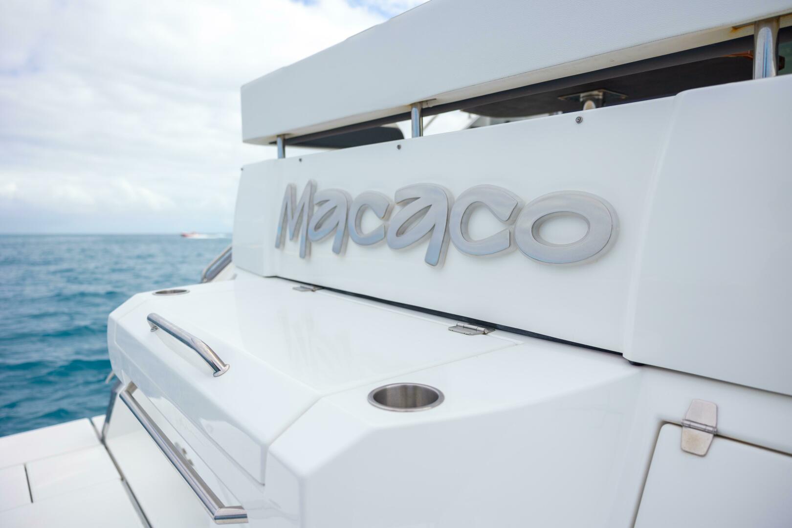 2019 Cruisers Yachts 50 Cantius - Image 15