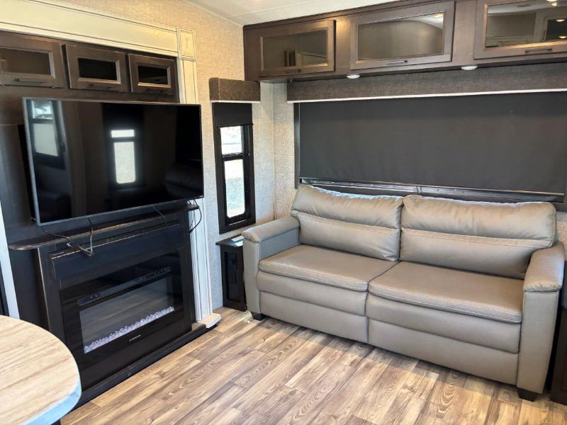 2022 Jayco Eagle HT 28.5RSTS - Image 16