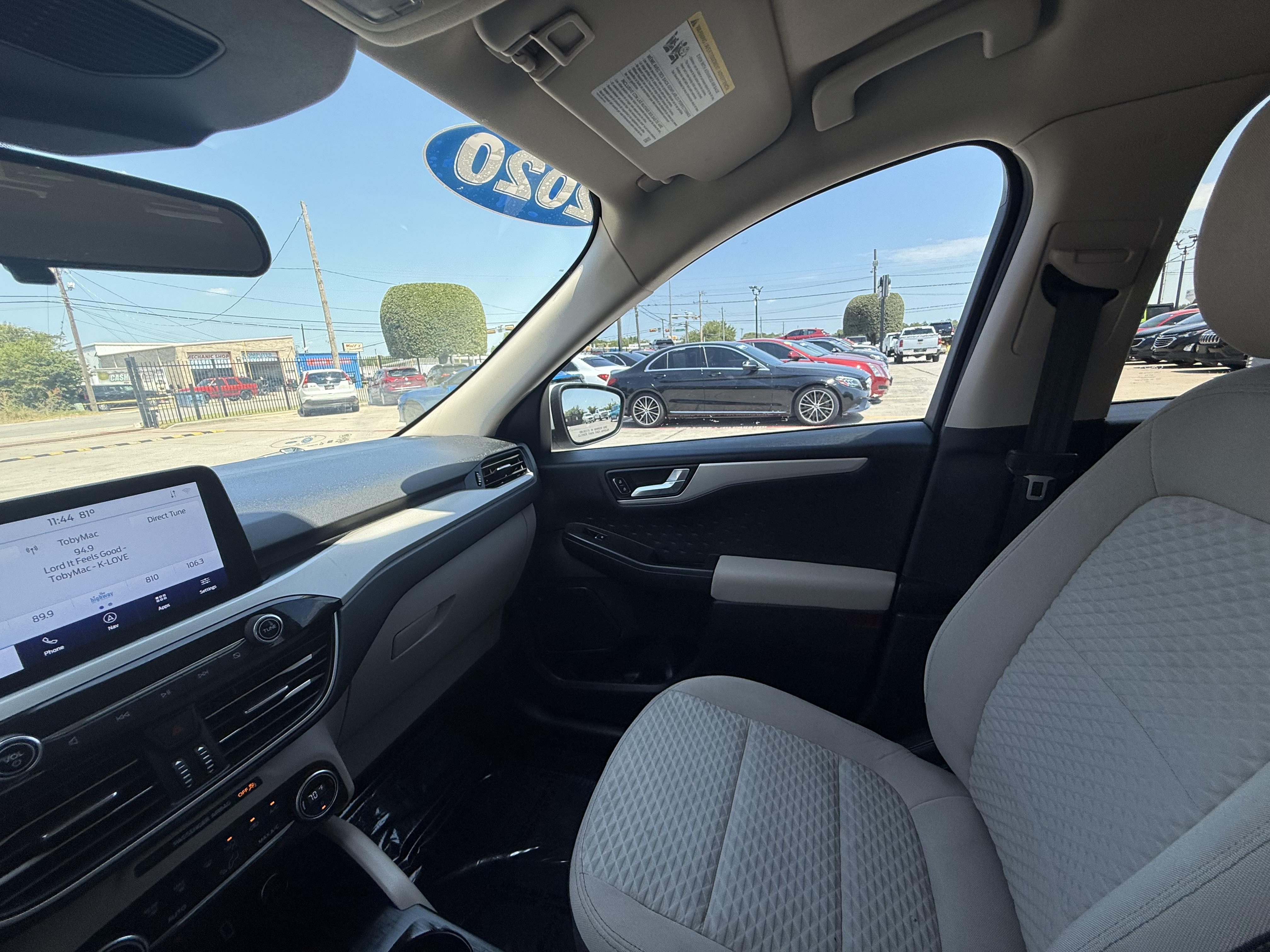 2020 Ford Escape Utility 4D SE 2WD - Image 19