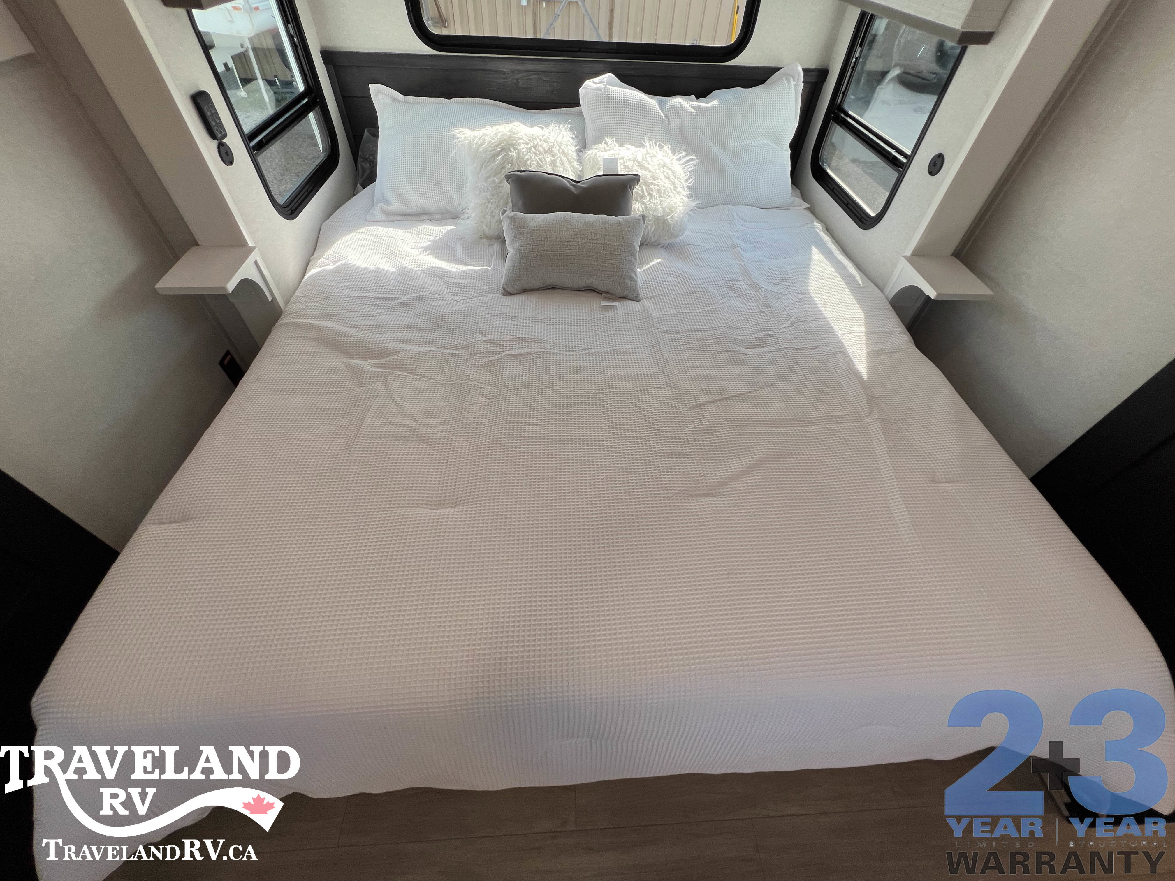 2026 Jayco Pinnacle 38FBRK - Image 28