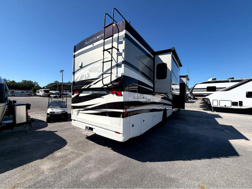 2022 TIFFIN ALLEGRO BAY 38BB - Image 4
