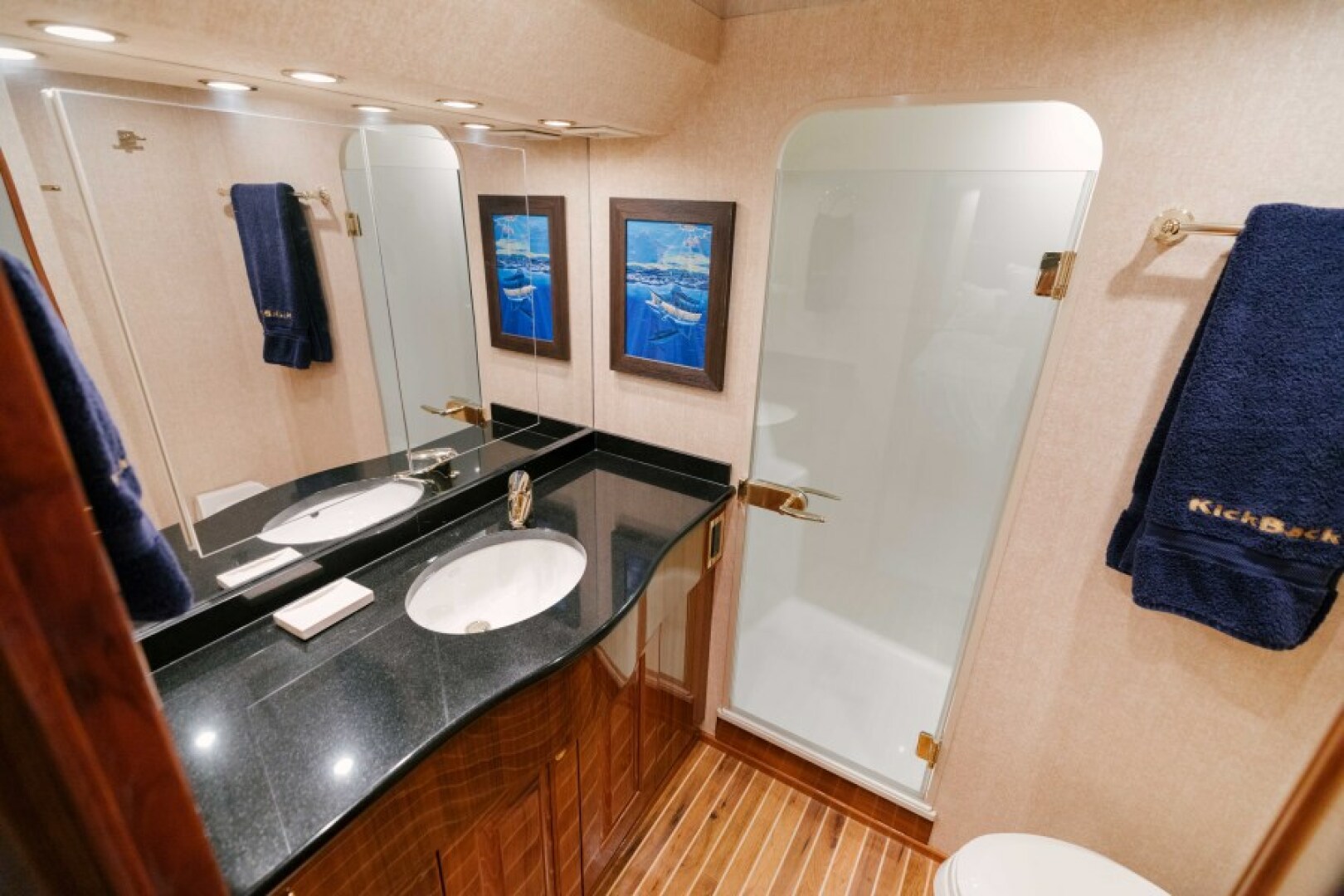 2006 Viking 74 Enclosed Bridge - Image 24