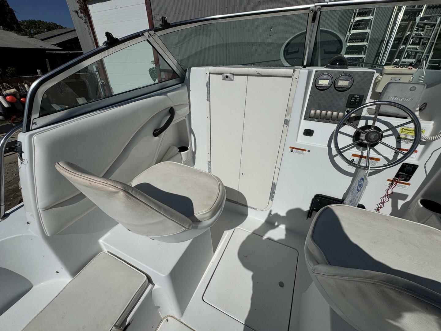 2004 SEASWIRL Striper Base - Image 15