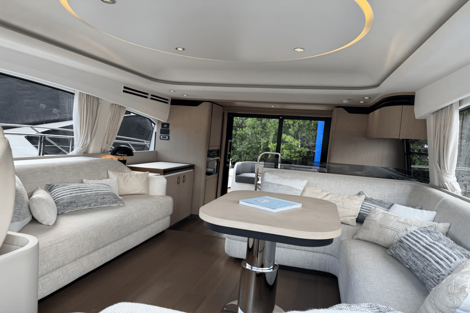2023 Azimut Azimut 53 FLY Base - Image 21
