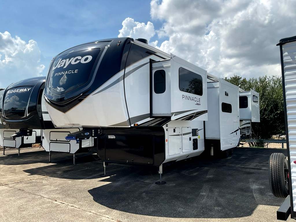 2026 JAYCO PINNACLE 39FLOK - Image 3