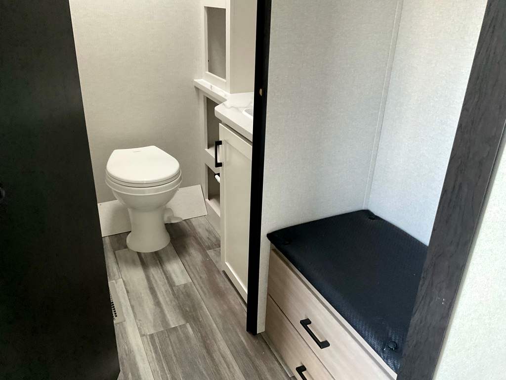 2026 JAYCO Jay Flight SLX 330 TBS  - Image 22
