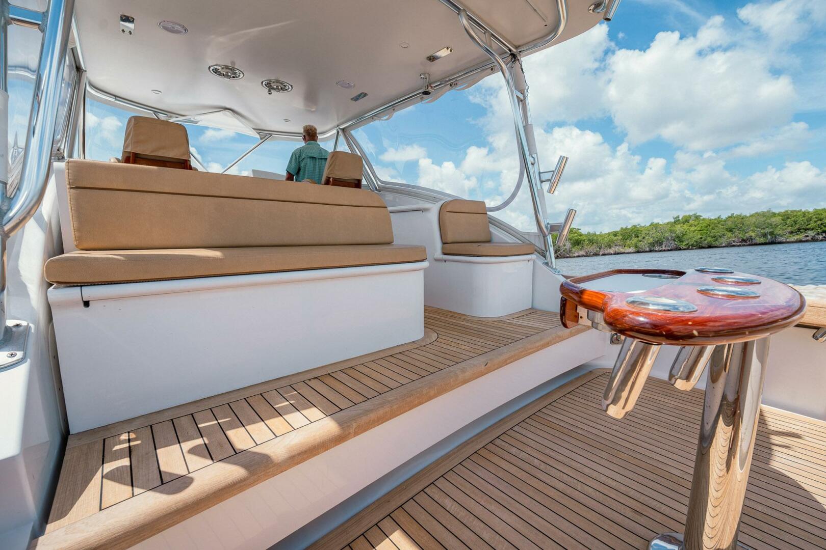 2012 Winter Custom Yachts 38 Express - Image 40
