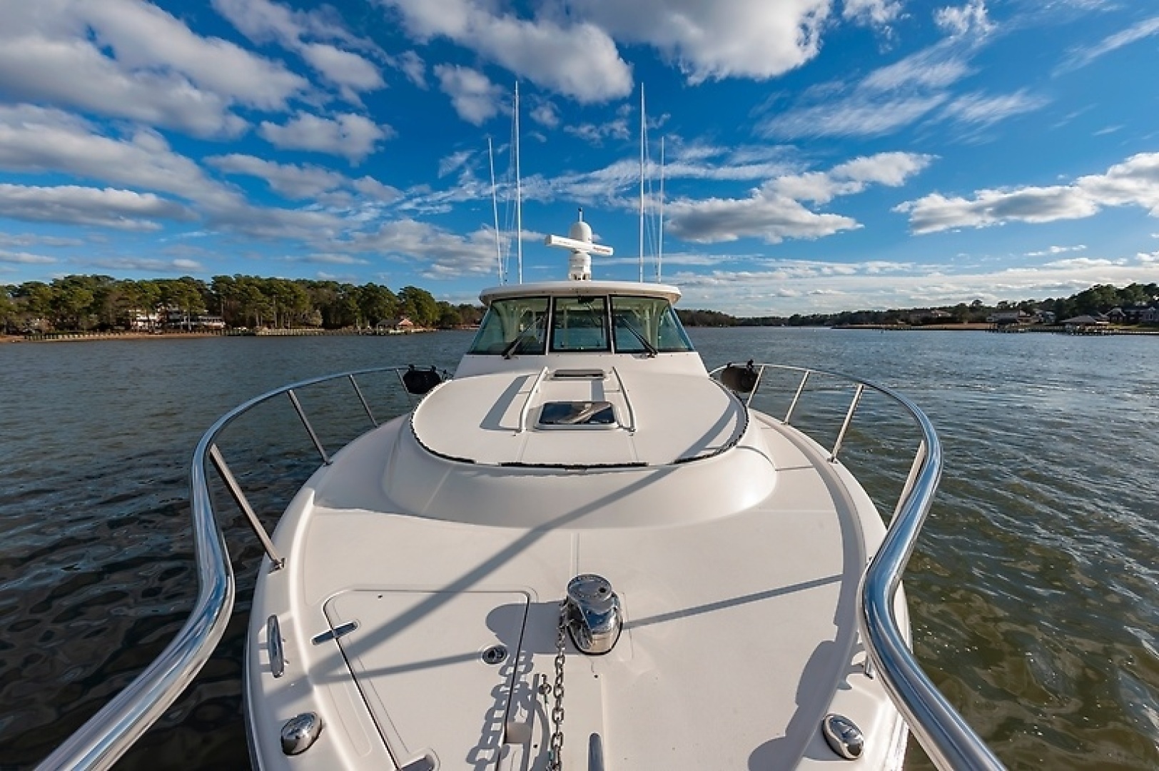 2015 PURSUIT 385 OS Base - Image 4
