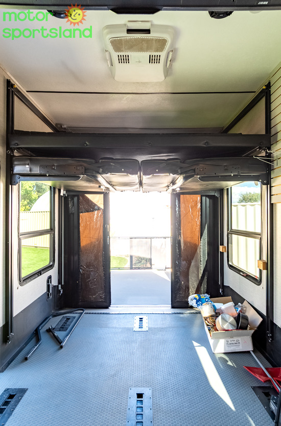 2018 Keystone Fuzion 417 - Image 28