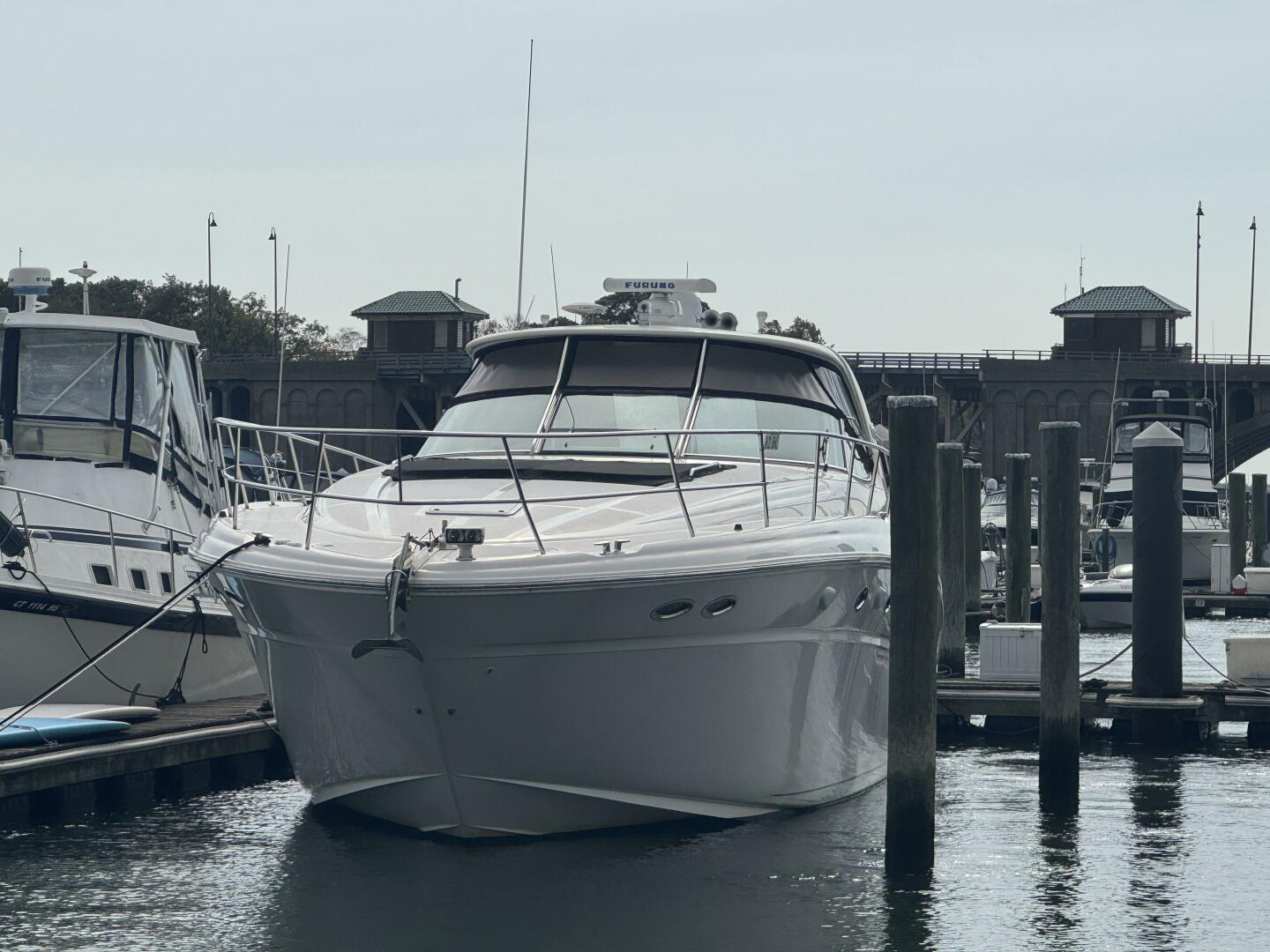 2001 Sea Ray 510 SUNDANCER - Image 2