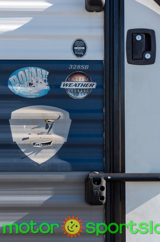 2018 CrossRoads Zinger ZR328SB - Image 12