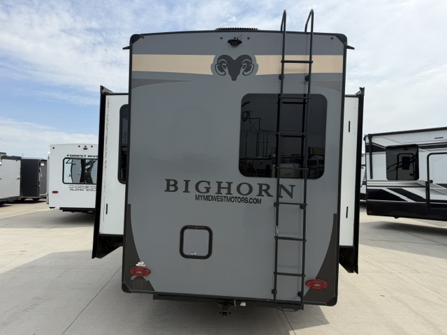 2021 BIG HORN 3120RK - Image 4