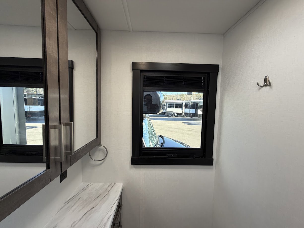 2026 JAYCO PRECEPT 31UL - Image 48