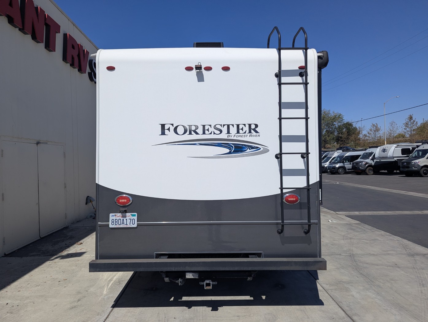 2018 Forest River Forester 2421MS - Image 5