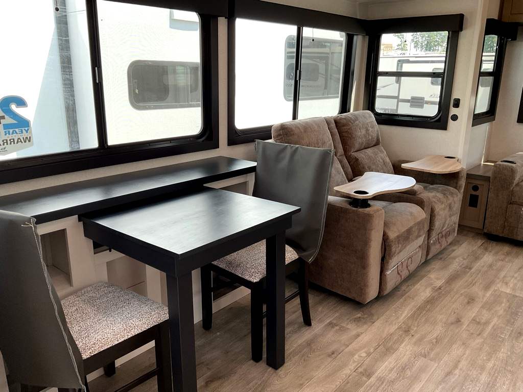 2026 JAYCO Eagle 321 RSTS - Image 15