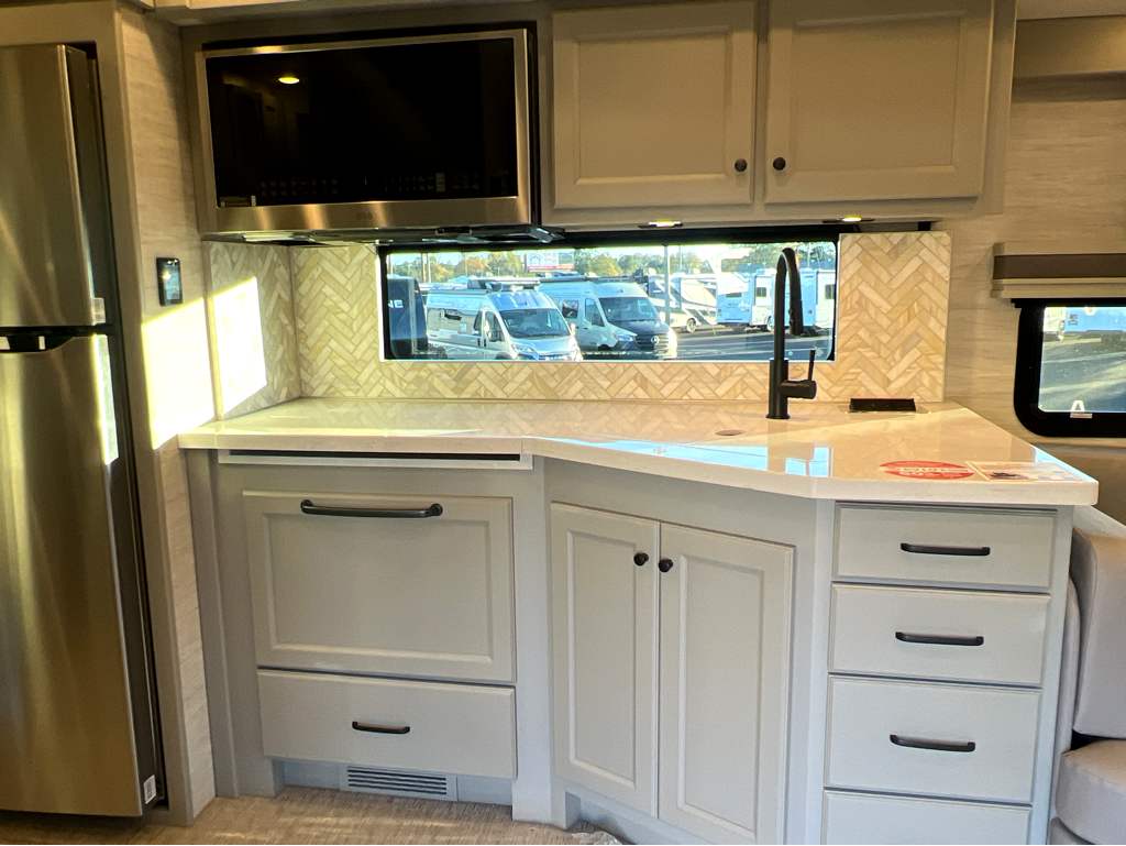 2026 TIFFIN ALLEGRO BAY 38 BB - Image 26