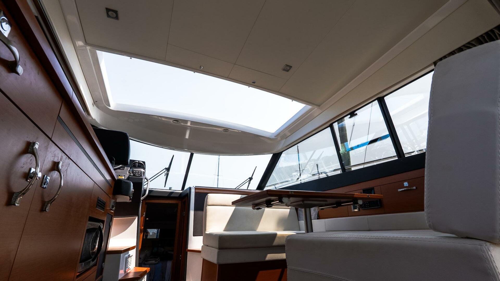 2018 Jeanneau NC 11 - Image 28