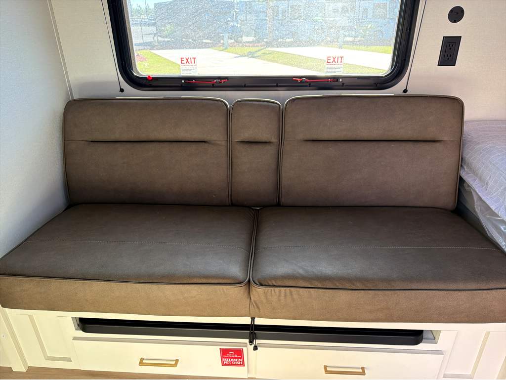 2026 GRAND DESIGN TRANSCEND 151BH - Image 16