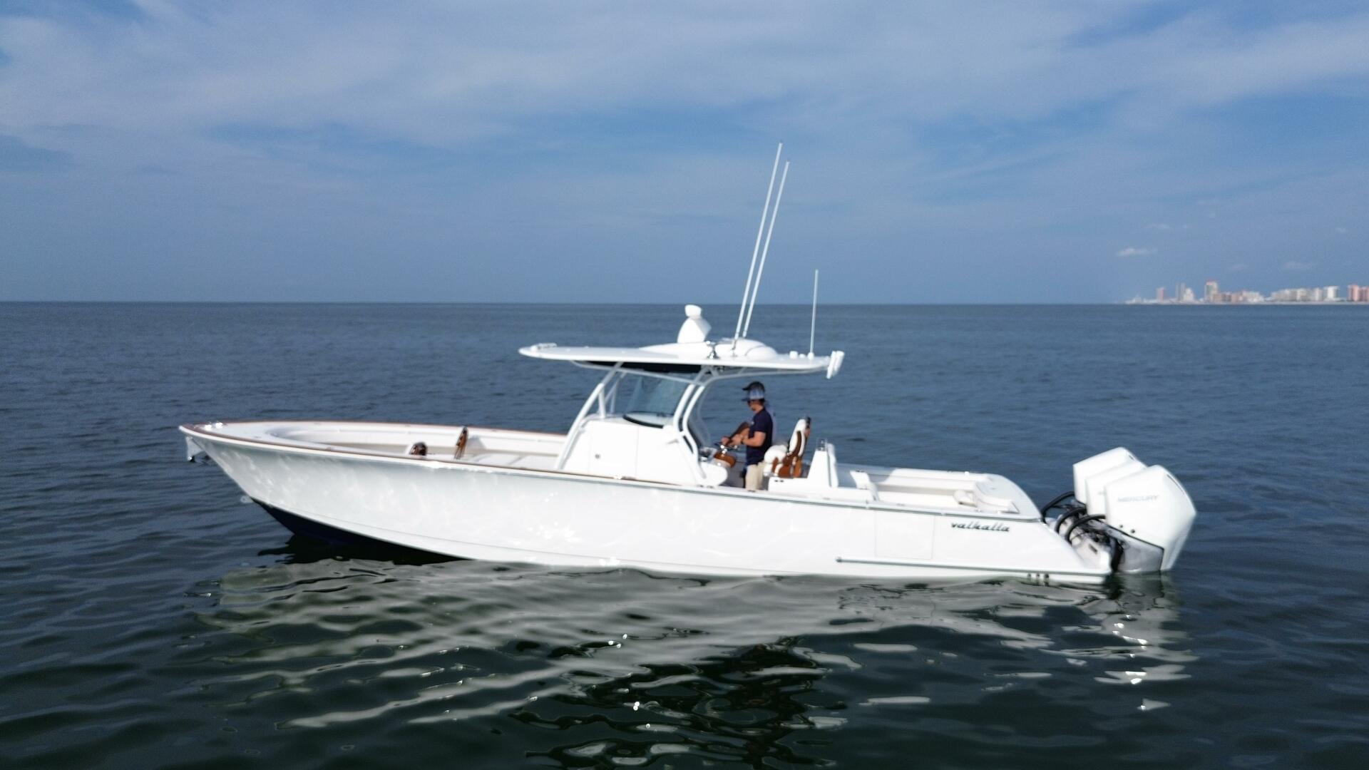 2022 Valhalla Boatworks V-37 - Image 41