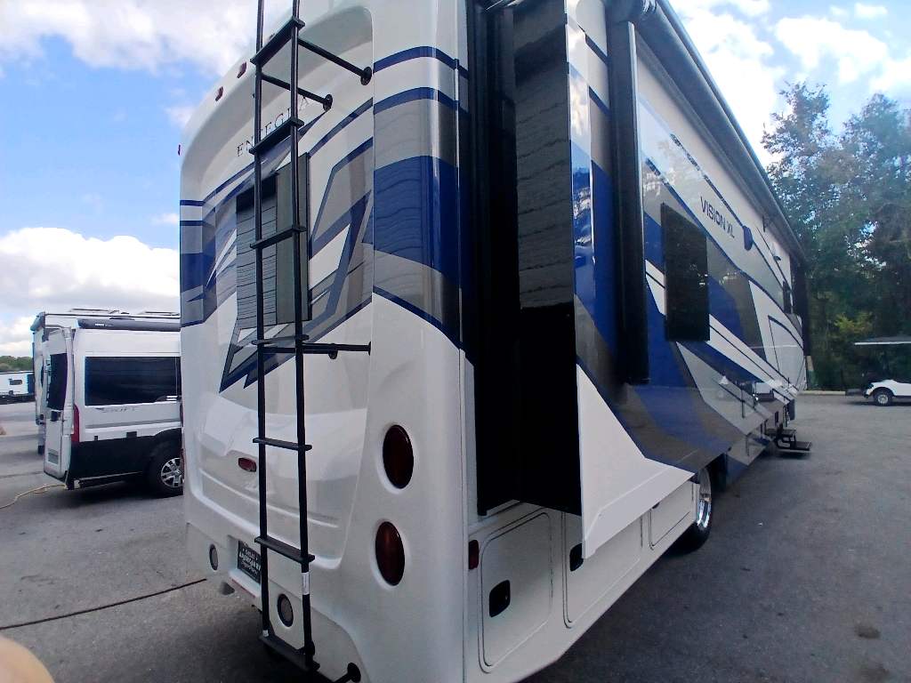2026 ENTEGRA COACH VISION XL 34G - Image 4