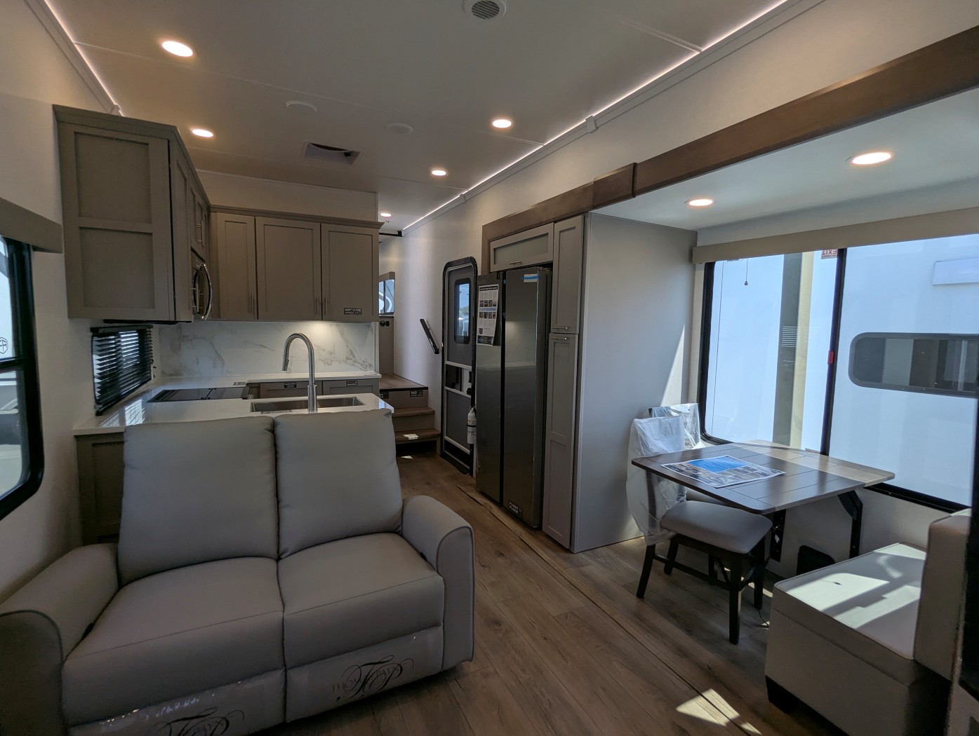 2026 Alliance RV Avenue 38DBL - Image 37