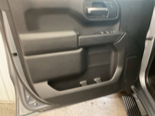 2019 Chevrolet Silverado 1500 Crew Cab LT 4WD - Image 17