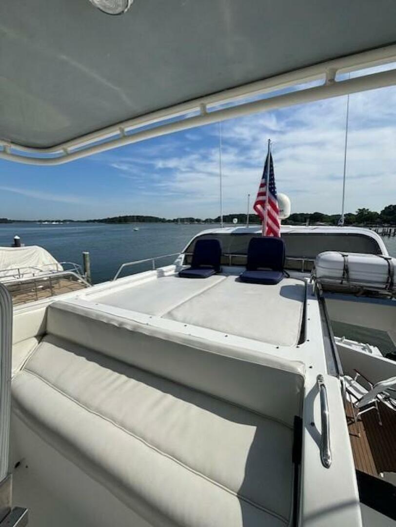 1994 Johnson High Tech 56' Euro - Image 5