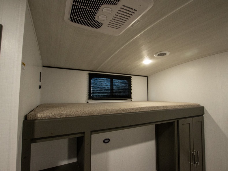 2026 Keystone Bullet Premium 330BKQ - Image 14