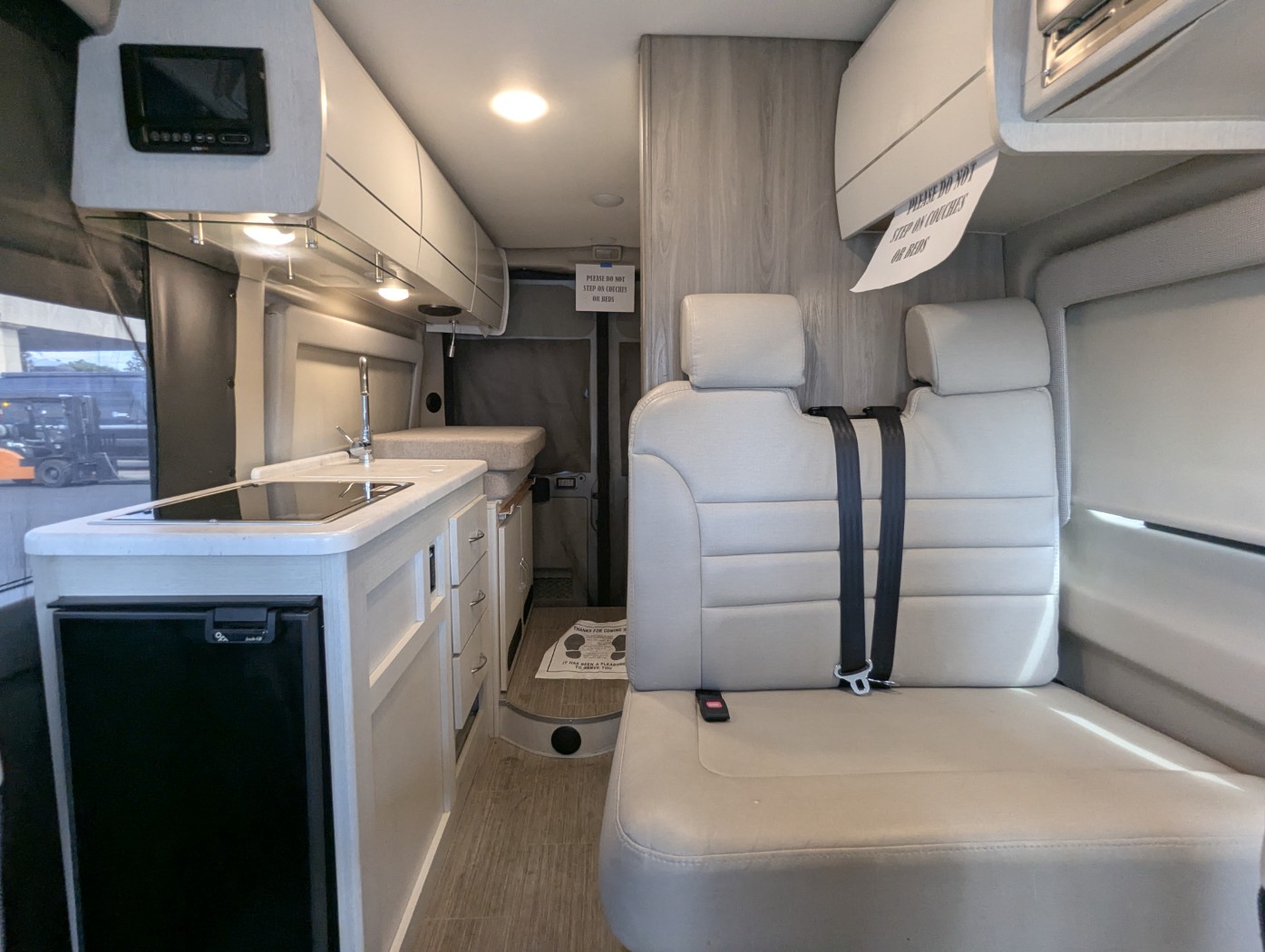2023 Thor Motor Coach Rize 18A - Pop Top - Image 18
