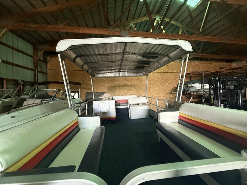 1991 Sylvan SYLVAN 20FT - Image 11