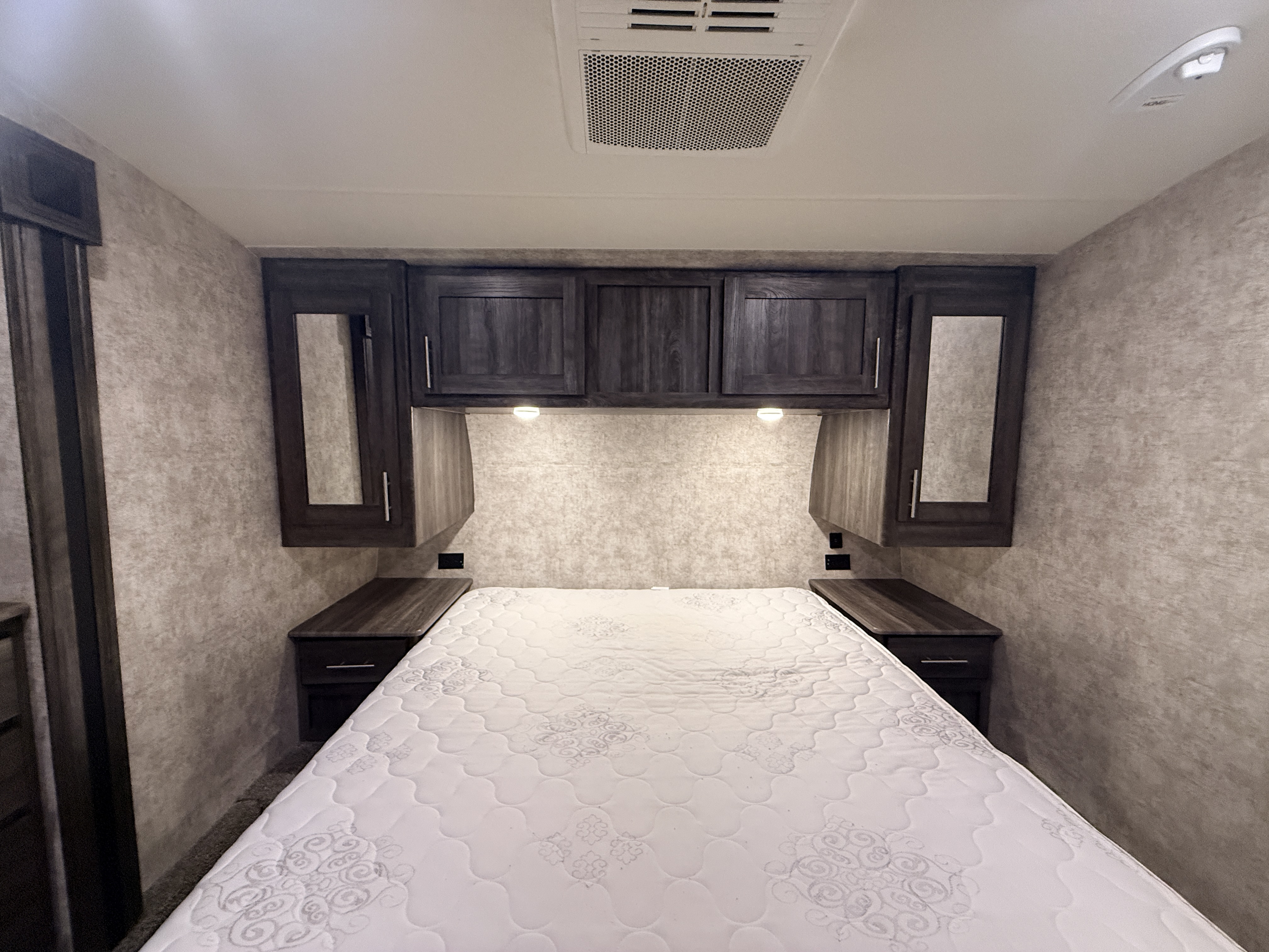 2019 Highland Ridge Mesa Ridge Lite MF2950BH - Image 18