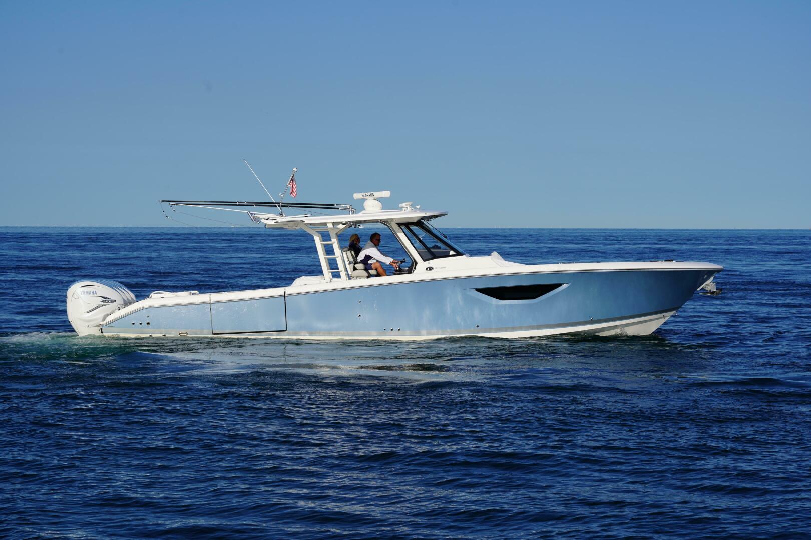 2022 PURSUIT S 428 Sport Base - Image 6