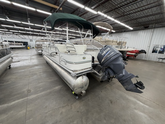 2003 LOWE SUNCRUISER TRINDAD 222 - Image 3