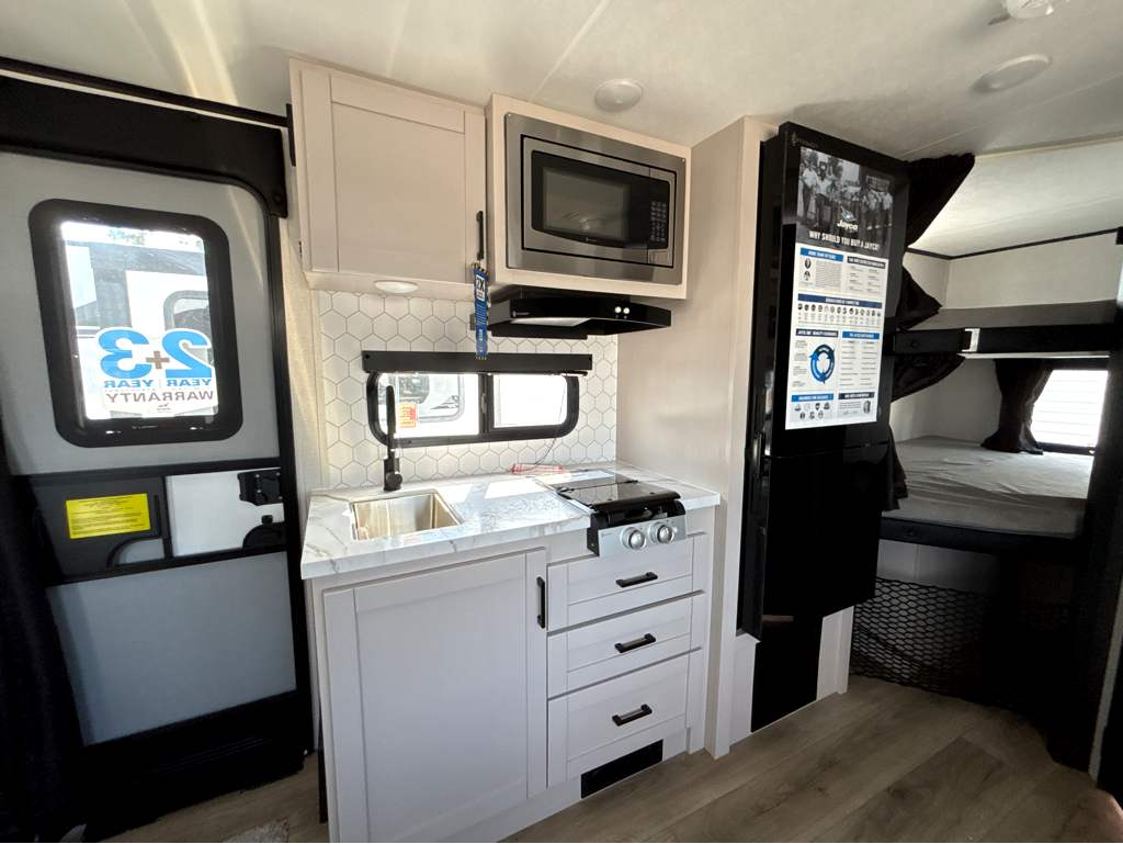 2026 JAYCO JAY FEATHER AIR 19MBS - Image 9