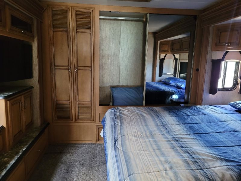 2015 Newmar Ventana LE 3849 - Image 17