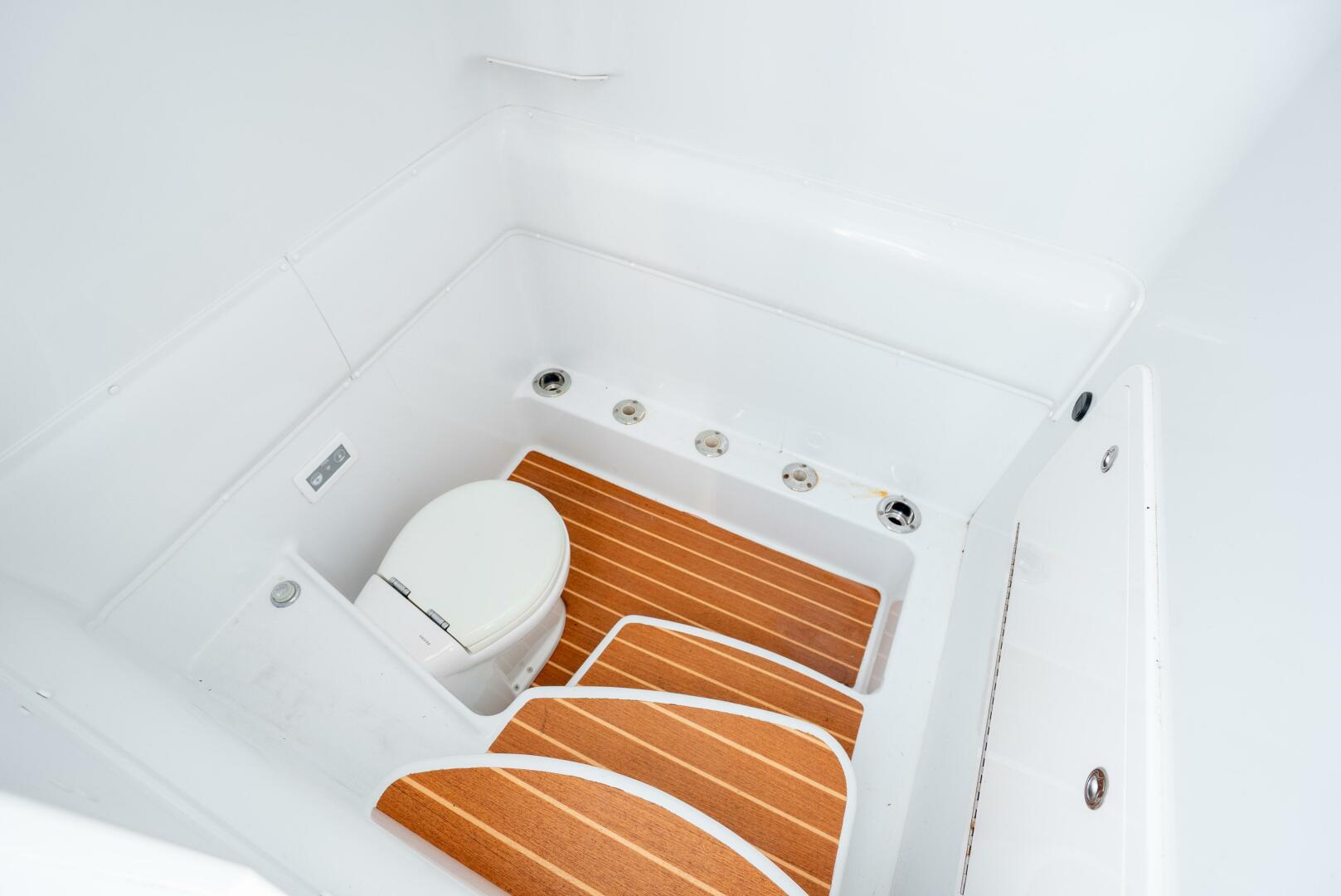 2014 Yellowfin 39 - Image 22