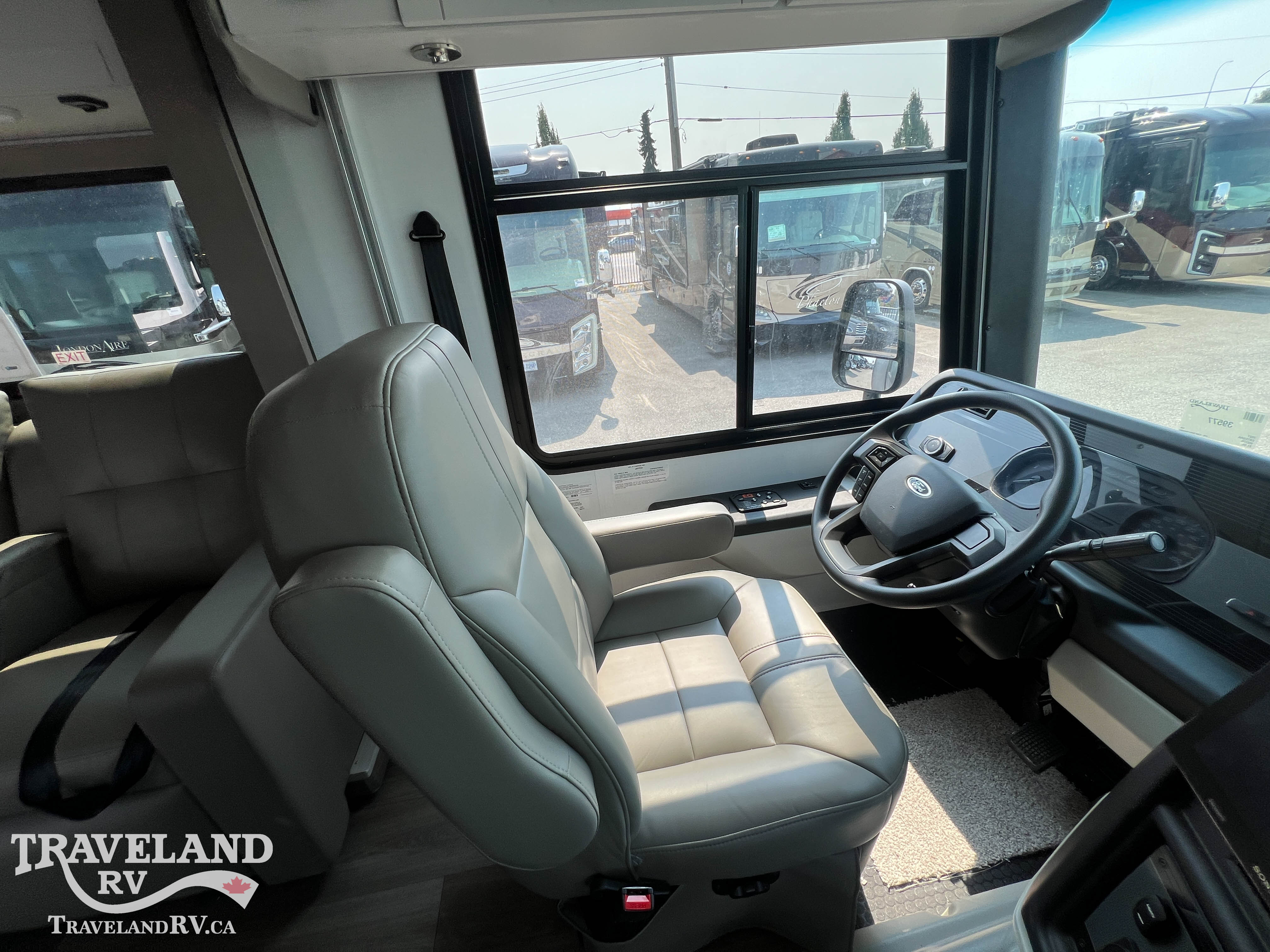 2027 Entegra Coach Vision XL 31UL - Image 11