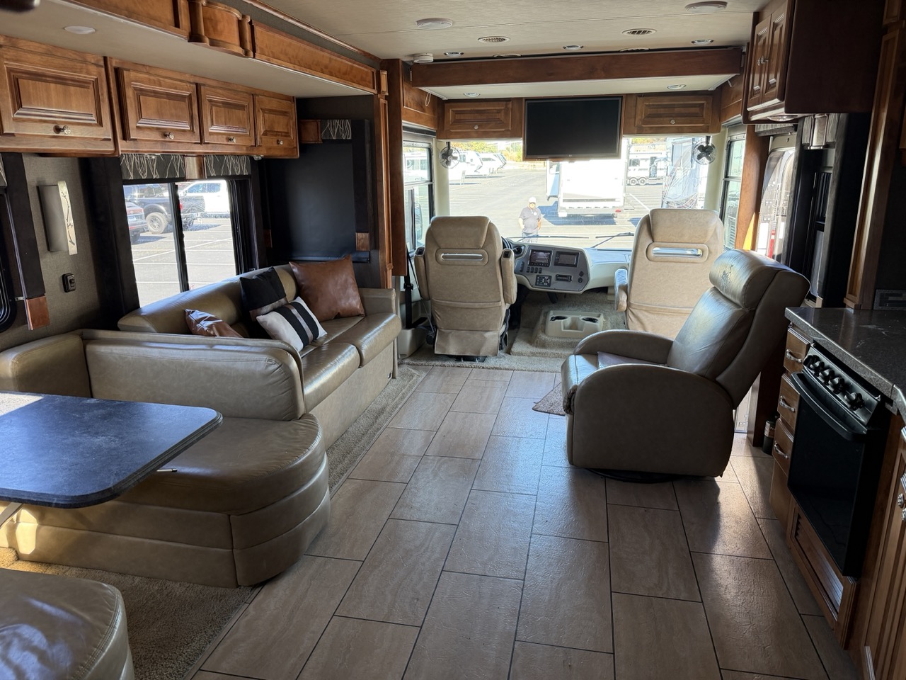 2016 Tiffin Allegro 35 QBA - Image 21