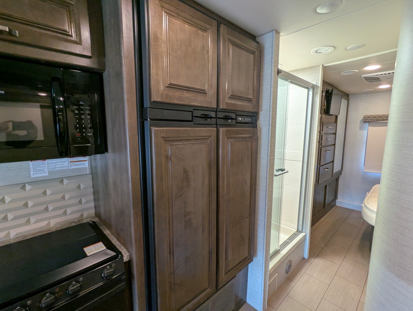 2018 Jayco Greyhawk 29MV - Image 17