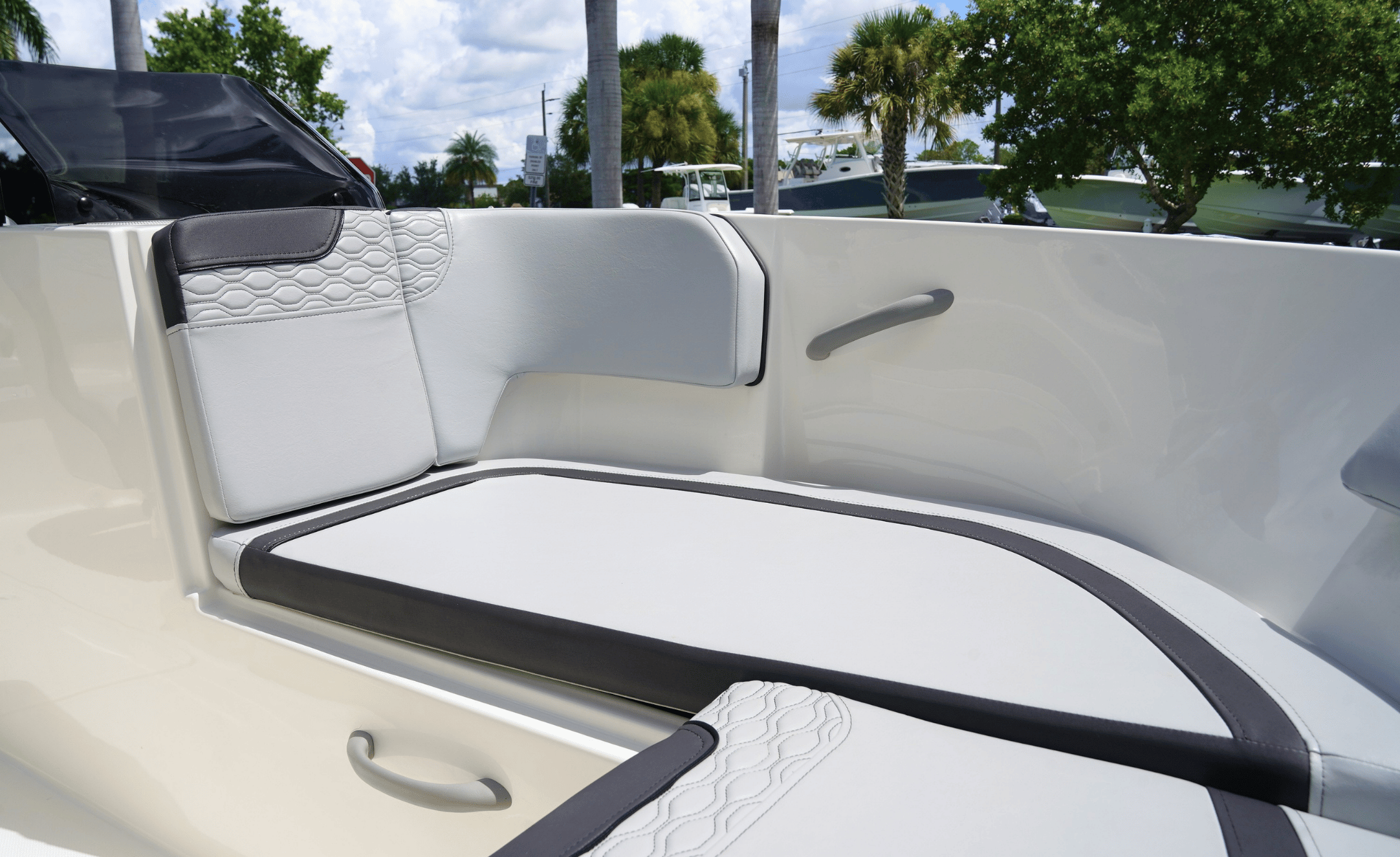 2024 BAYLINER M19 - Image 24