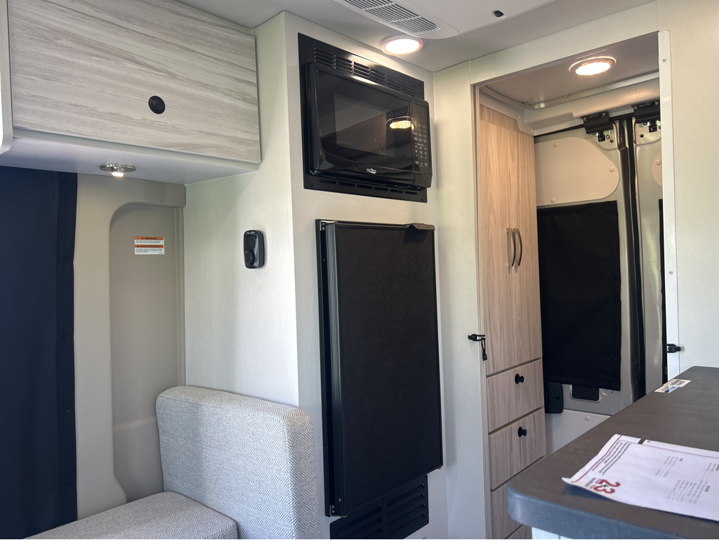 2026 ENTEGRA COACH ARC 18C - Image 12