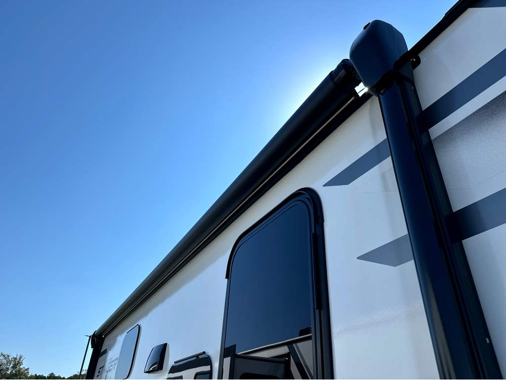 2027 VENTURE RV SPORTTREK STINGER 222VUD - Image 10