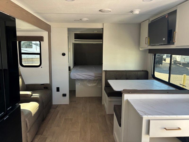 2026 Grand Design Transcend XPLOR 25MLX - Image 9