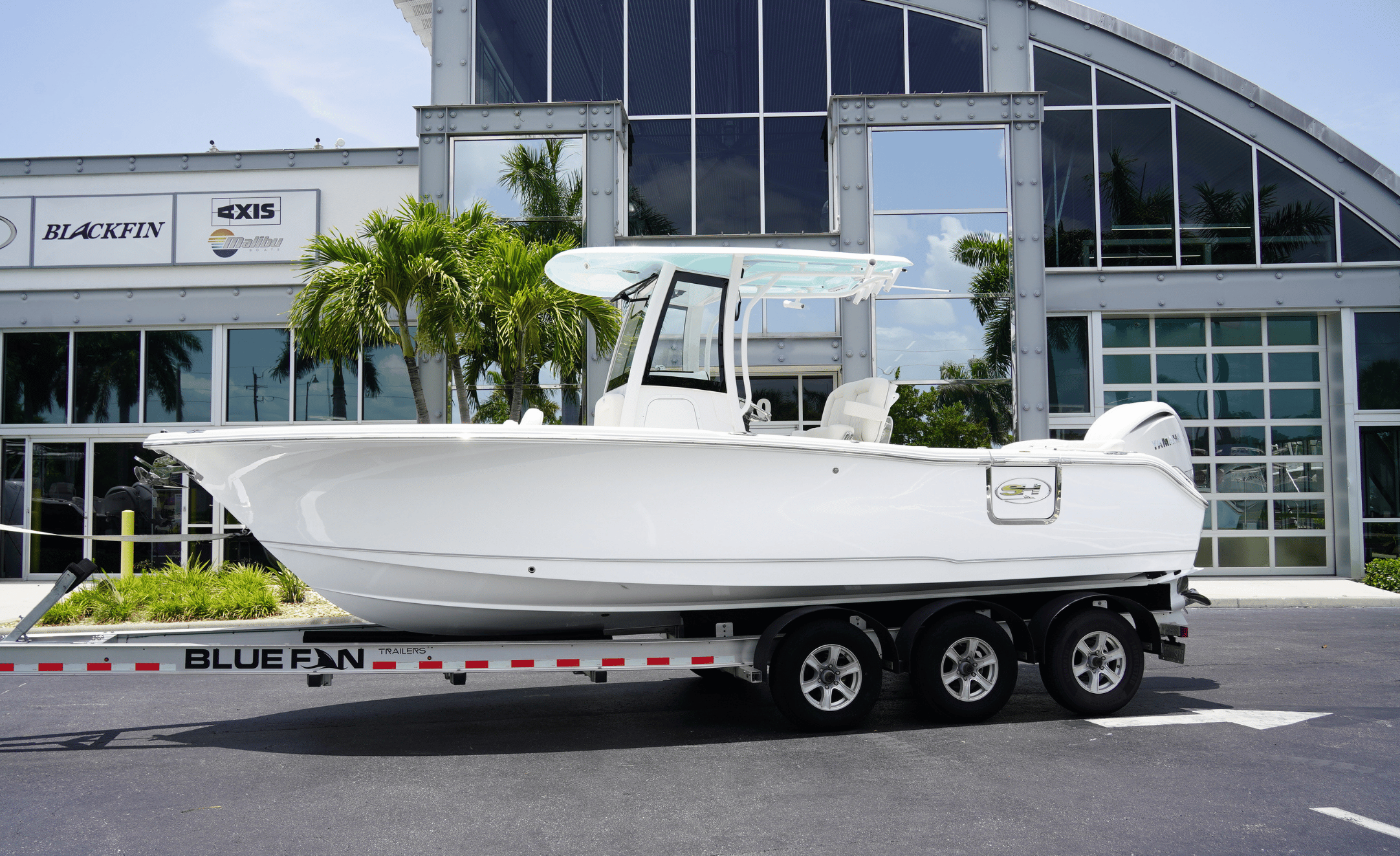 2027 SEA HUNT ULTRA 255SE - Image 1