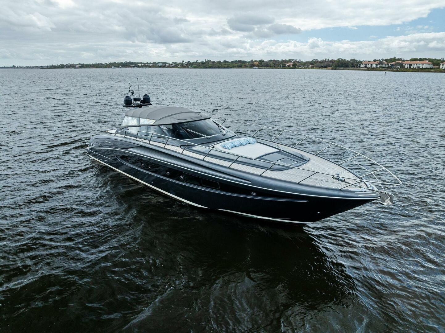 2015 Riva 63 Virtus - Image 13