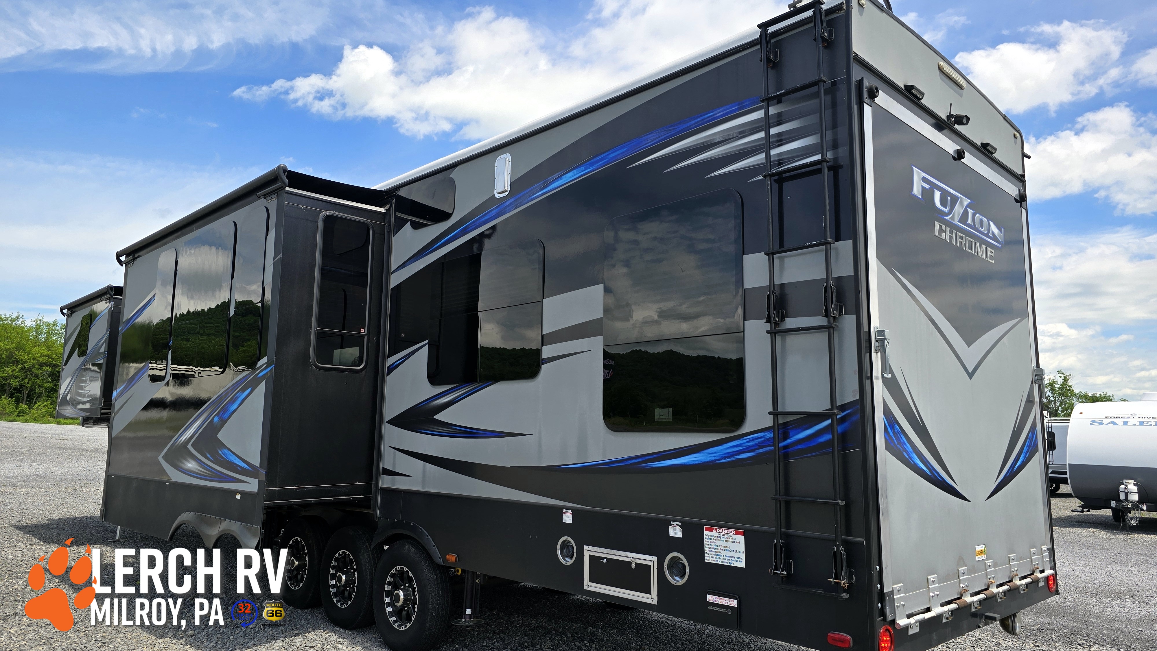 2016 Keystone Fuzion 420 - Image 7