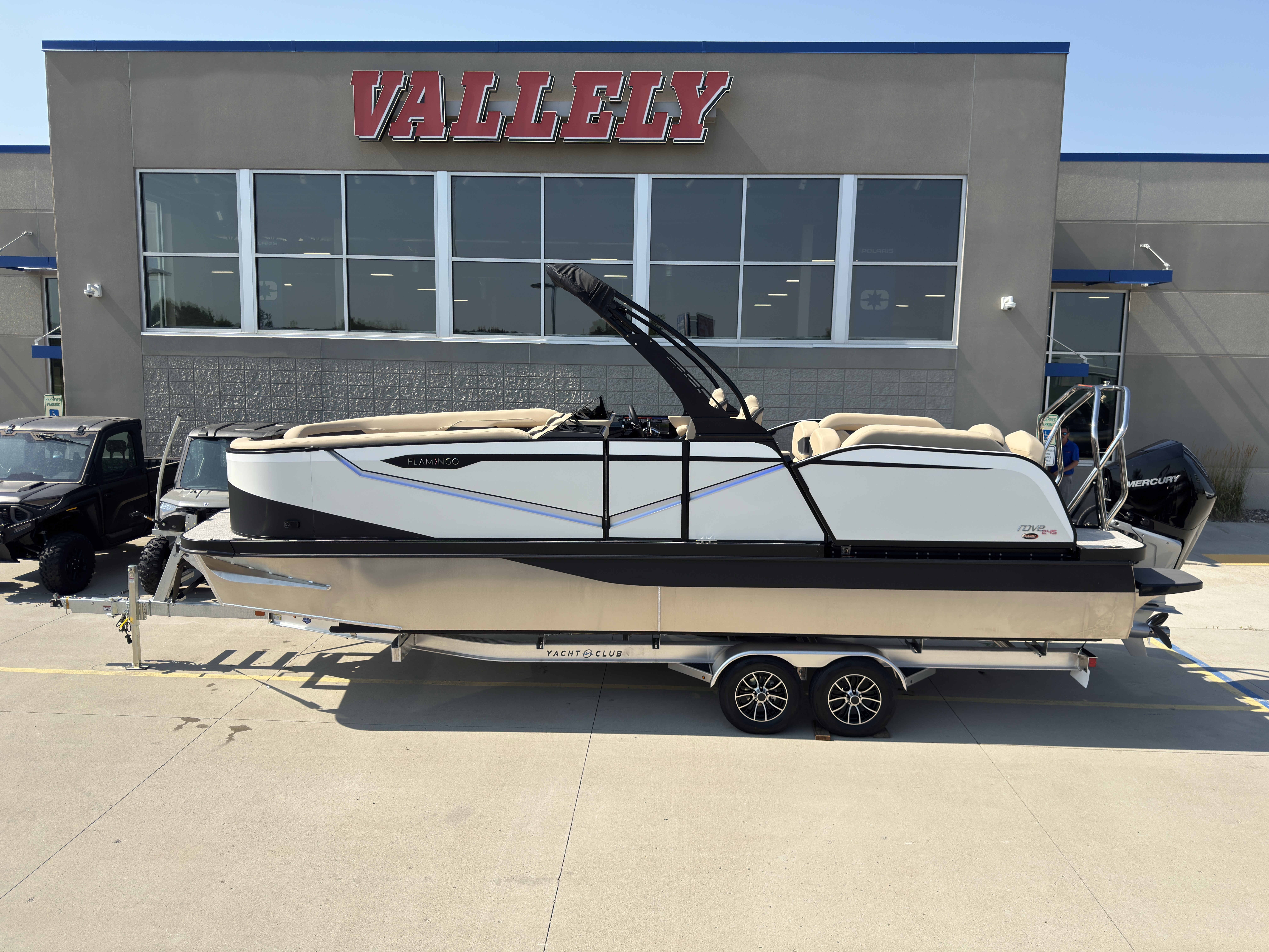 2027 Flamingo Rove 245 - Image 3