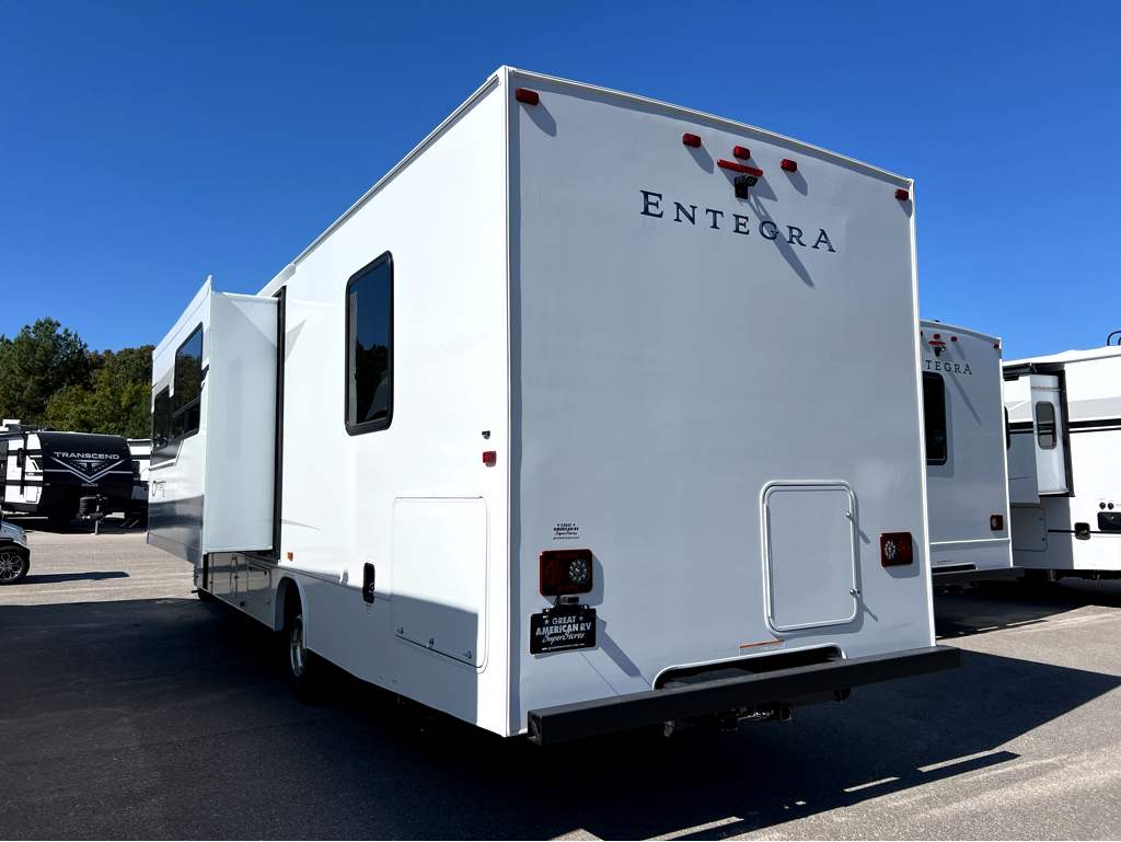 2026 ENTEGRA COACH ODYSSEY SE 29KF - Image 3