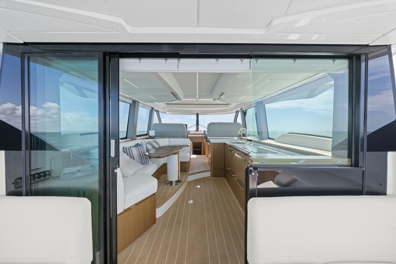 2023 Tiara Yachts EX 60 - Image 37