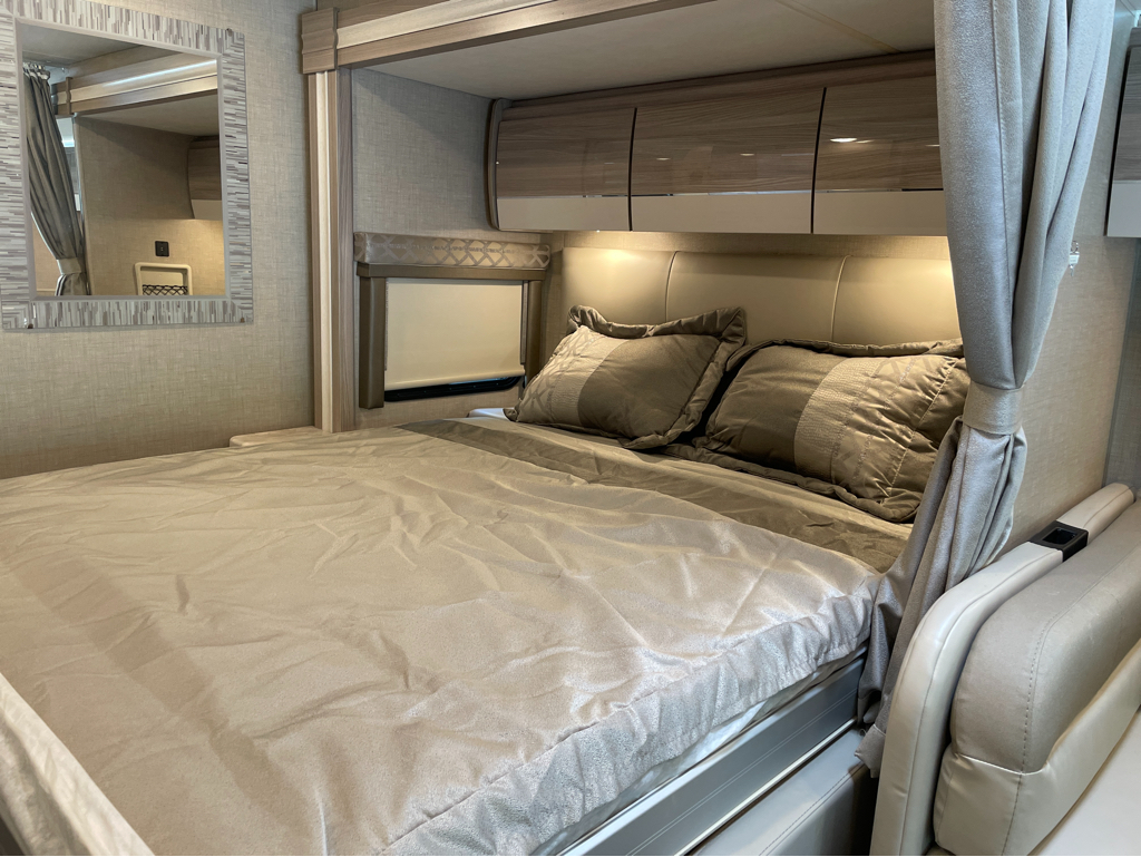 2023 Thor Motor Coach Delano Sprinter 24FB - Image 12